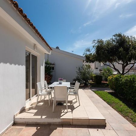 Fig Tree Z Holiday Resort Paralimni Exterior photo
