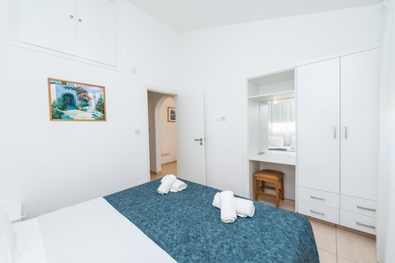 Fig Tree Z Holiday Resort Paralimni Exterior photo
